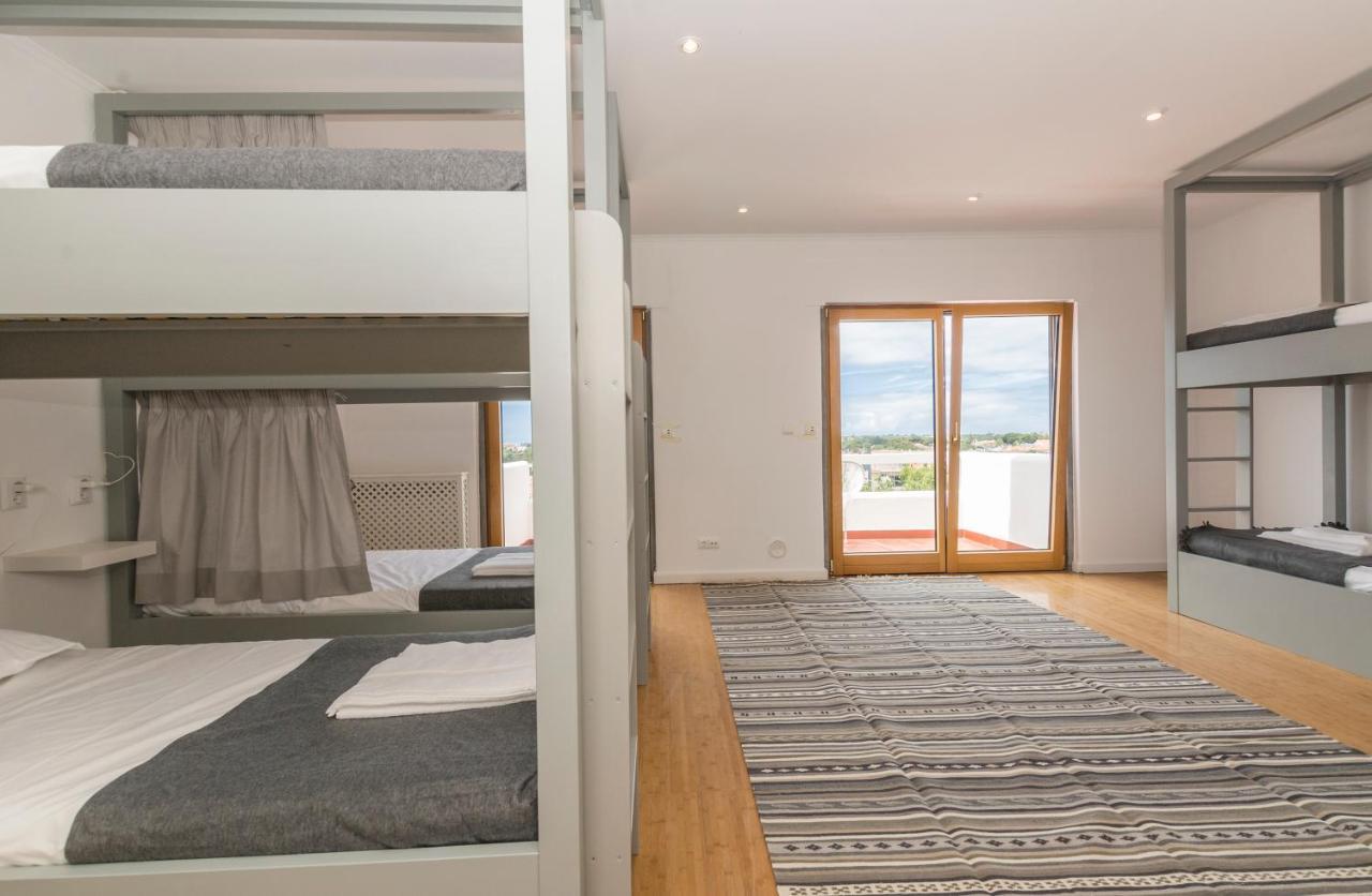 Free Spirit House - Surf&yoga Retreats Hostel Cascais